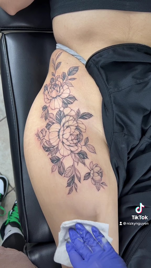 Arty Vibes Tattoo Studio in Houston