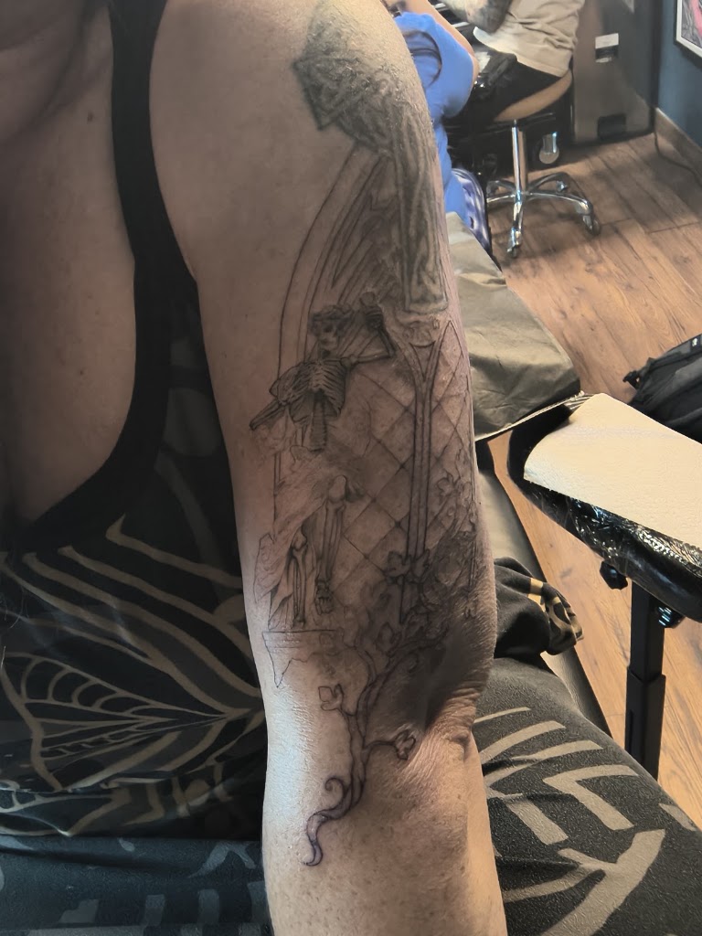 Glass House Tattoo in San Antonio