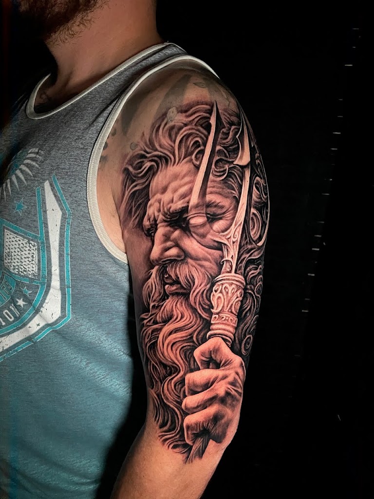 Gold Rush Collective Tattoo Parlour in Houston